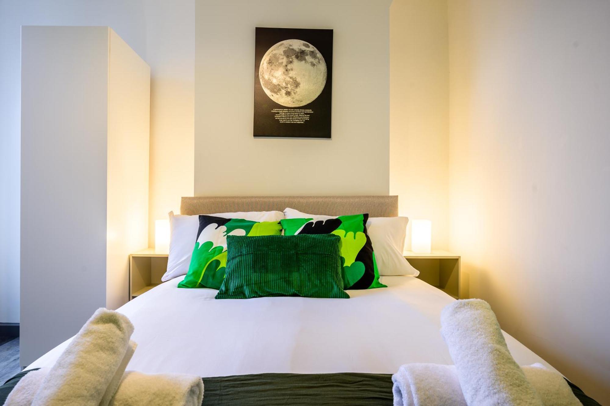 Manchester Serviced Accommodation Northernnightzzz - The Park Екстериор снимка